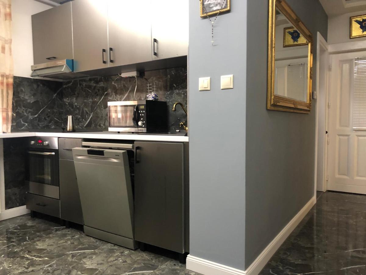 Bezso Apartman ไฮจ์ดุสโซบอสโล ภายนอก รูปภาพ