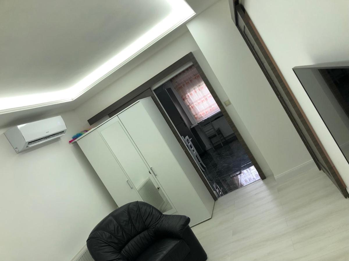 Bezso Apartman ไฮจ์ดุสโซบอสโล ภายนอก รูปภาพ